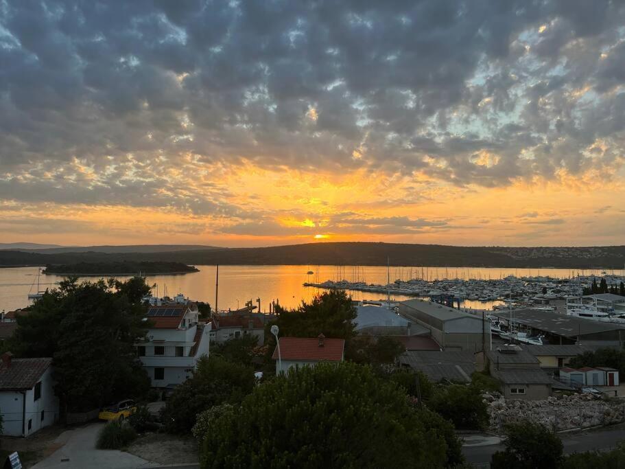 Apartment Panorama Penthouse Punat